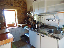 st cyprien kitchenWEB